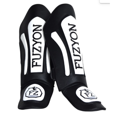 Caneleira Muay Thai Fuzyon White